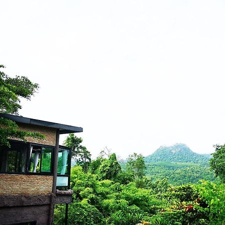 Keeree Loft Resort Thong Pha Phum Ngoại thất bức ảnh