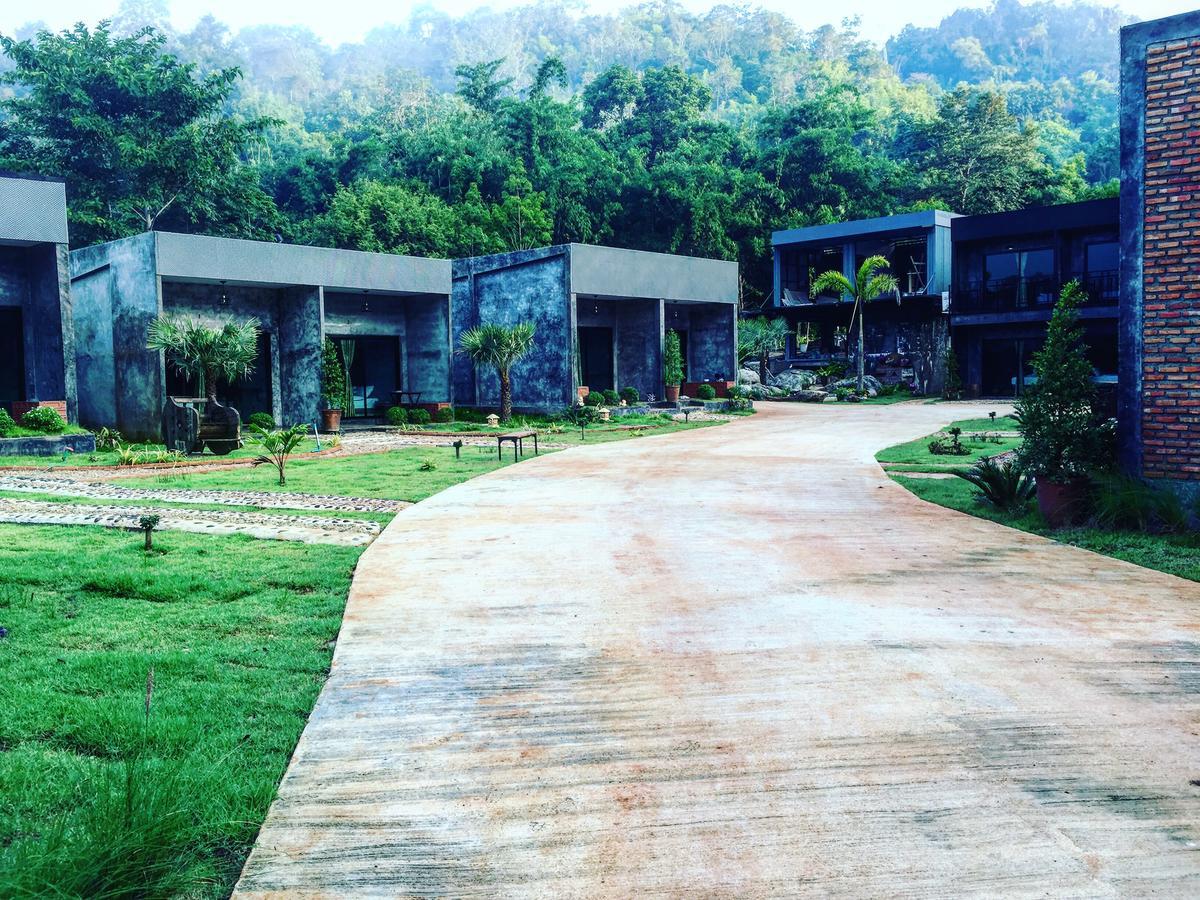 Keeree Loft Resort Thong Pha Phum Ngoại thất bức ảnh