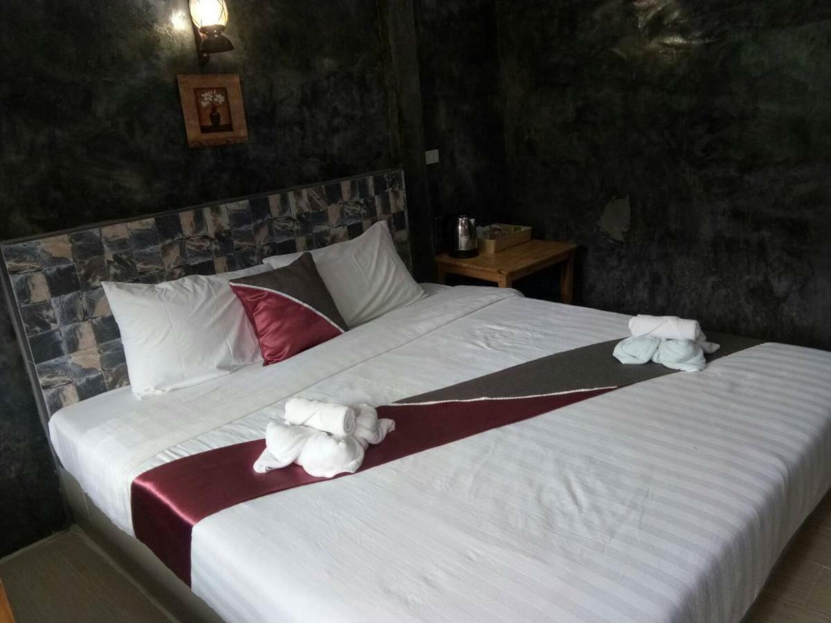 Keeree Loft Resort Thong Pha Phum Ngoại thất bức ảnh