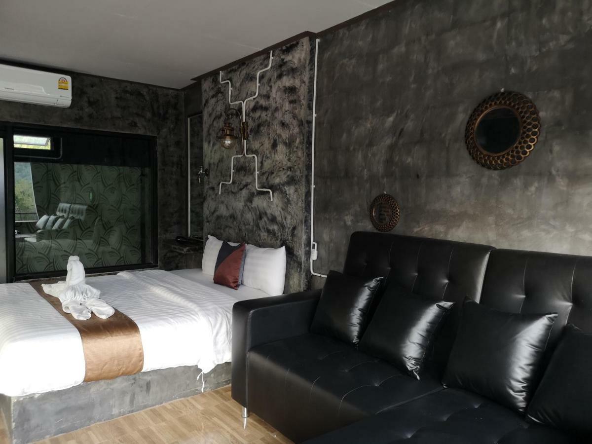 Keeree Loft Resort Thong Pha Phum Ngoại thất bức ảnh