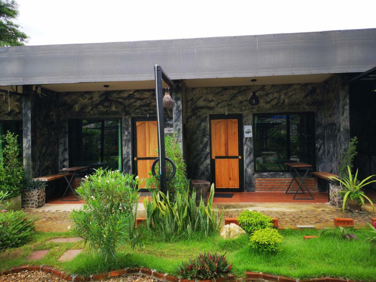 Keeree Loft Resort Thong Pha Phum Ngoại thất bức ảnh